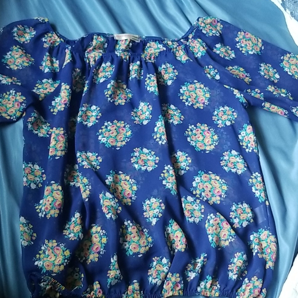 Floral top